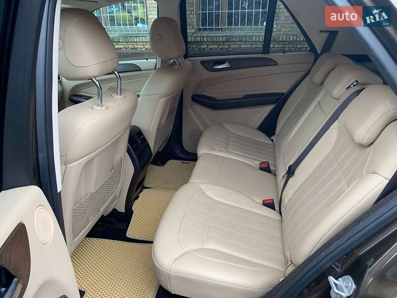 Внедорожник / Кроссовер Mercedes-Benz GLE-Class 2015 в Киеве фото 7 Внедорожник / Кроссовер Mercedes-Benz GLE-Class 2015 в Киеве
