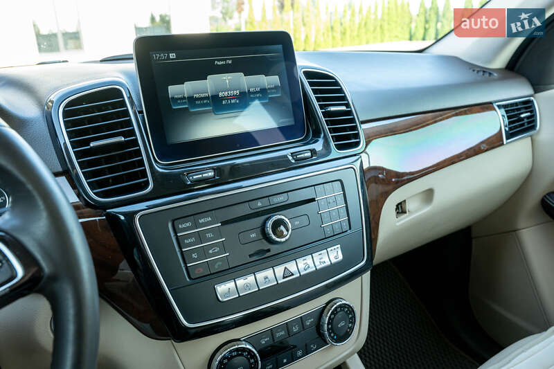 Внедорожник / Кроссовер Mercedes-Benz GLE-Class 2017 в Львове