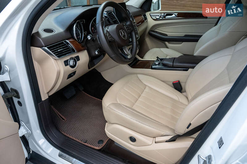 Внедорожник / Кроссовер Mercedes-Benz GLE-Class 2017 в Львове