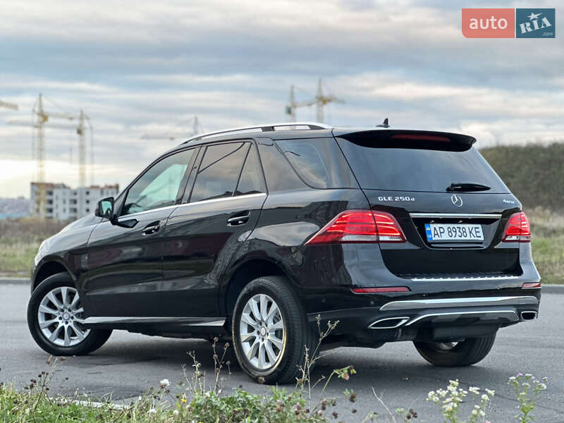 Позашляховик / Кросовер Mercedes-Benz GLE-Class 2016 в Вінниці фото 18 Позашляховик / Кросовер Mercedes-Benz GLE-Class 2016 в Вінниці