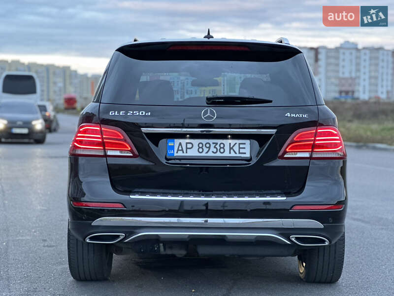 Позашляховик / Кросовер Mercedes-Benz GLE-Class 2016 в Вінниці фото 29 Позашляховик / Кросовер Mercedes-Benz GLE-Class 2016 в Вінниці