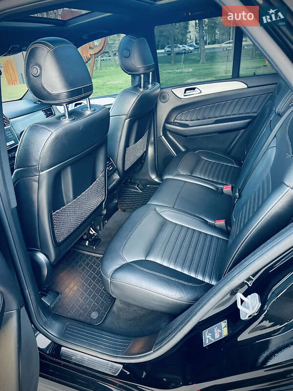 Позашляховик / Кросовер Mercedes-Benz GLE-Class 2016 в Києві фото 33 Позашляховик / Кросовер Mercedes-Benz GLE-Class 2016 в Києві
