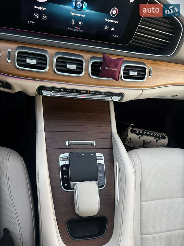Позашляховик / Кросовер Mercedes-Benz GLE-Class 2020 в Києві фото 17 Позашляховик / Кросовер Mercedes-Benz GLE-Class 2020 в Києві