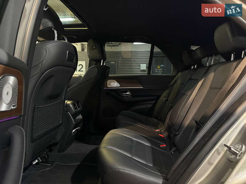 Позашляховик / Кросовер Mercedes-Benz GLE-Class 2019 в Києві фото 18 Позашляховик / Кросовер Mercedes-Benz GLE-Class 2019 в Києві