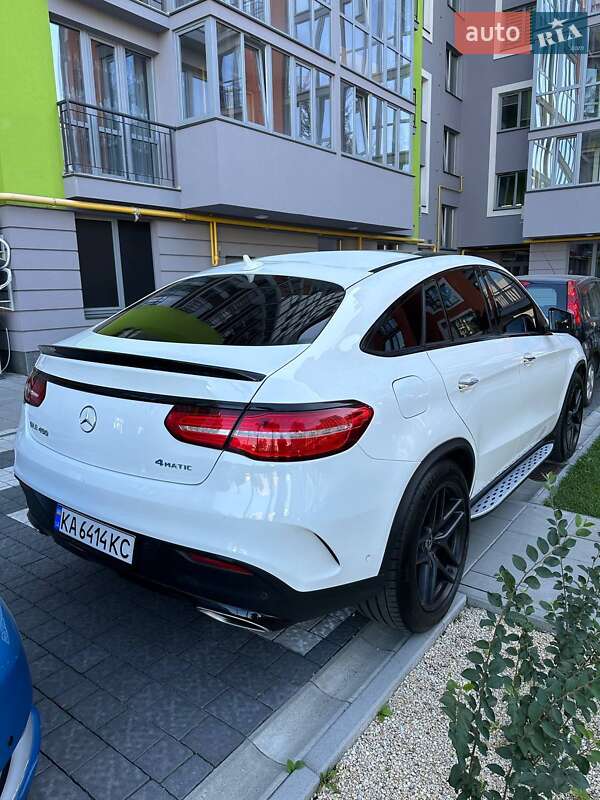 Внедорожник / Кроссовер Mercedes-Benz GLE-Class 2017 в Киеве фото 6 Внедорожник / Кроссовер Mercedes-Benz GLE-Class 2017 в Киеве