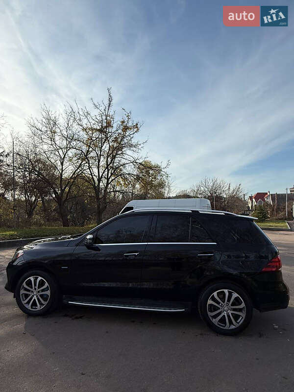 Внедорожник / Кроссовер Mercedes-Benz GLE-Class 2017 в Житомире