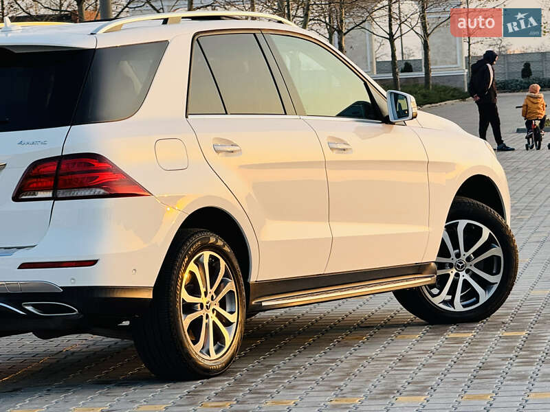 Внедорожник / Кроссовер Mercedes-Benz GLE-Class 2018 в Одессе фото 76 Внедорожник / Кроссовер Mercedes-Benz GLE-Class 2018 в Одессе