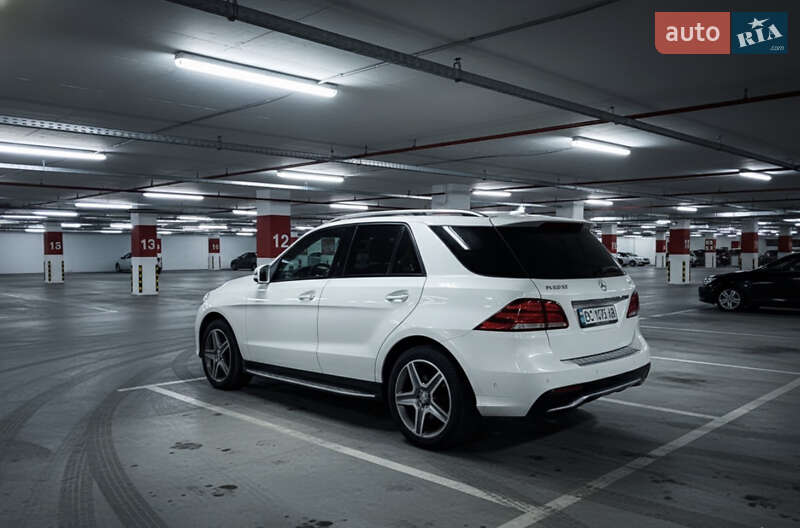 Внедорожник / Кроссовер Mercedes-Benz GLE-Class 2016 в Самборе