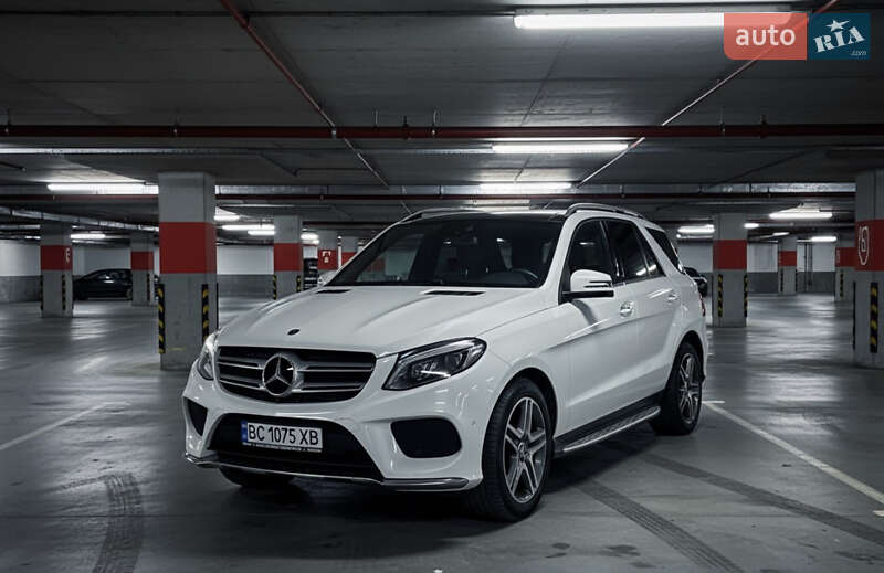 Внедорожник / Кроссовер Mercedes-Benz GLE-Class 2016 в Самборе