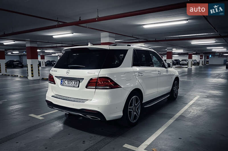 Внедорожник / Кроссовер Mercedes-Benz GLE-Class 2016 в Самборе