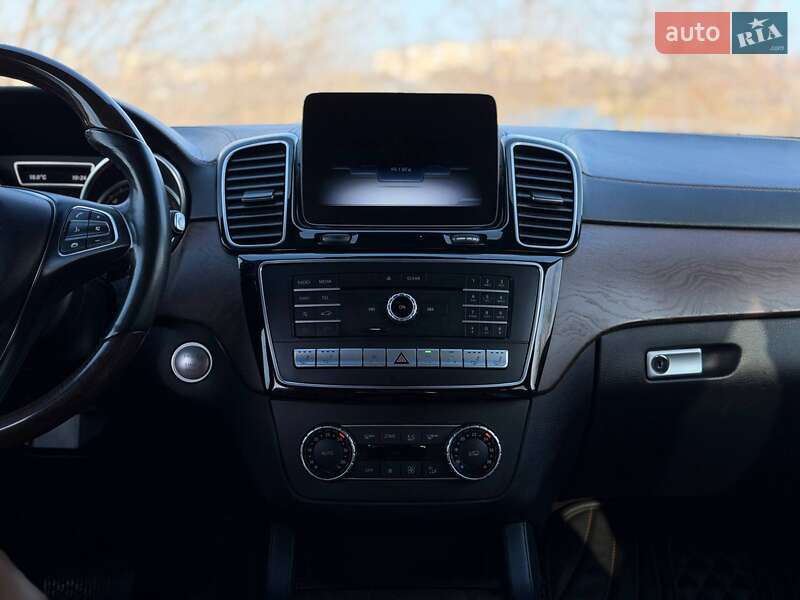 Внедорожник / Кроссовер Mercedes-Benz GLE-Class 2018 в Кривом Роге