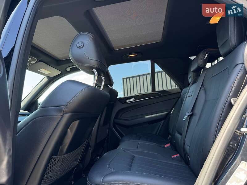 Внедорожник / Кроссовер Mercedes-Benz GLE-Class 2015 в Каменец-Подольском