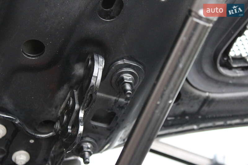 Позашляховик / Кросовер Mercedes-Benz GLE-Class 2017 в Рівному фото 30 Позашляховик / Кросовер Mercedes-Benz GLE-Class 2017 в Рівному