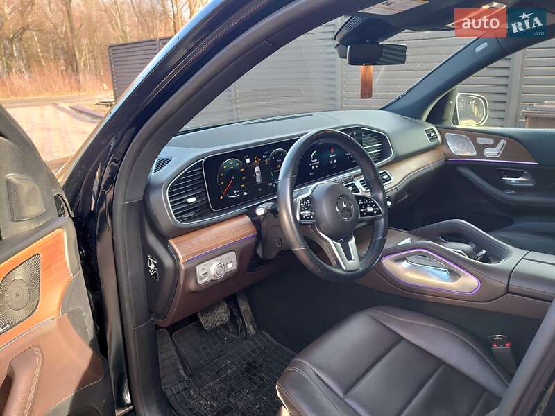 Mercedes-Benz GLE-Class 2021