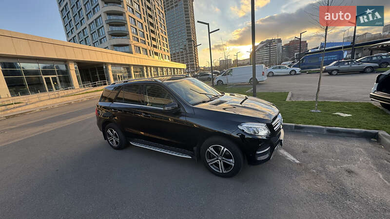 Внедорожник / Кроссовер Mercedes-Benz GLE-Class 2016 в Днепре
