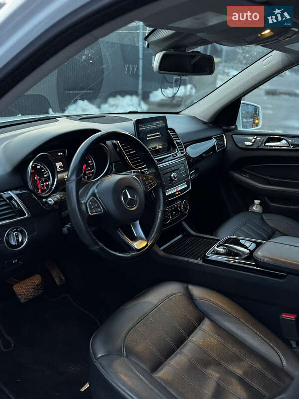 Внедорожник / Кроссовер Mercedes-Benz GLE-Class 2016 в Львове фото 38 Внедорожник / Кроссовер Mercedes-Benz GLE-Class 2016 в Львове