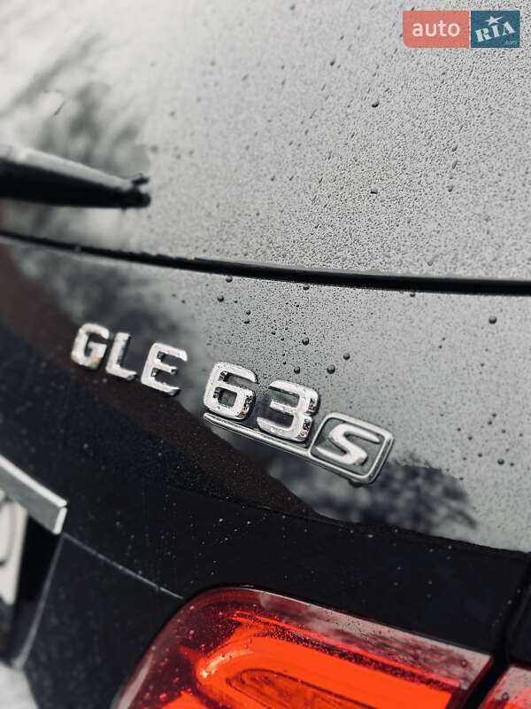 Внедорожник / Кроссовер Mercedes-Benz GLE-Class 2015 в Киеве