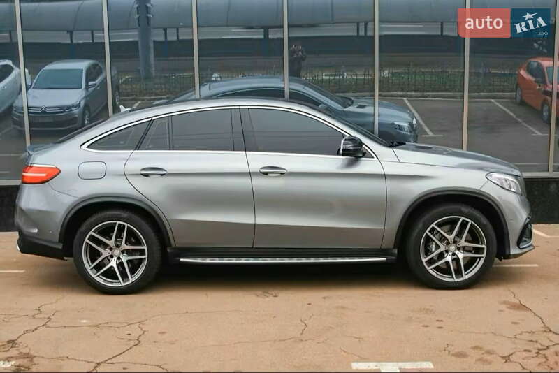 Внедорожник / Кроссовер Mercedes-Benz GLE-Class 2015 в Киеве