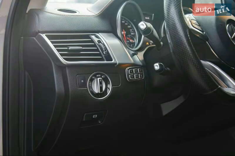 Внедорожник / Кроссовер Mercedes-Benz GLE-Class 2015 в Киеве