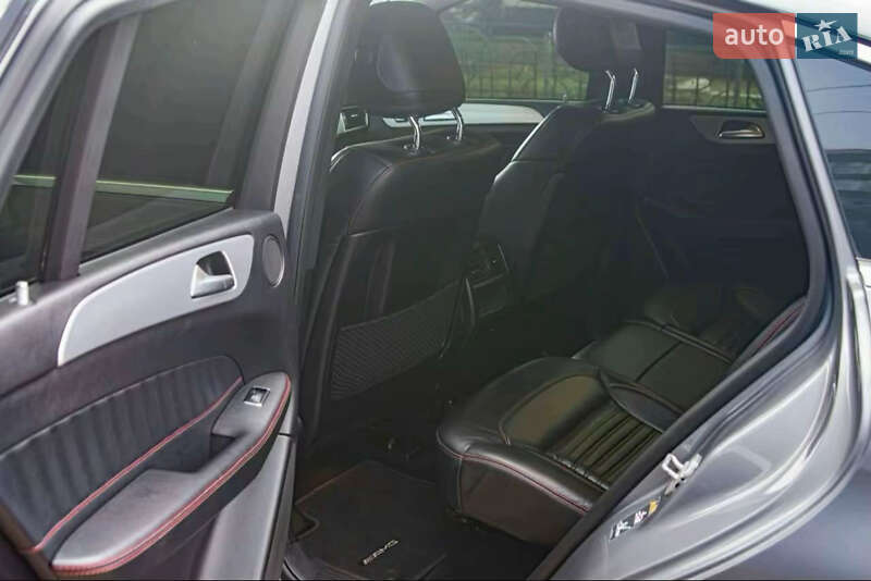 Внедорожник / Кроссовер Mercedes-Benz GLE-Class 2015 в Киеве