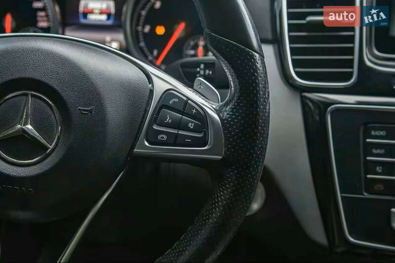 Внедорожник / Кроссовер Mercedes-Benz GLE-Class 2015 в Киеве