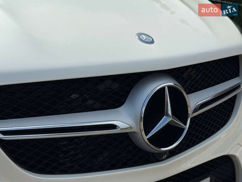 Внедорожник / Кроссовер Mercedes-Benz GLE-Class 2015 в Ровно