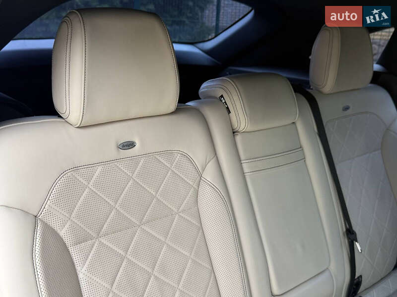 Внедорожник / Кроссовер Mercedes-Benz GLE-Class 2015 в Ровно