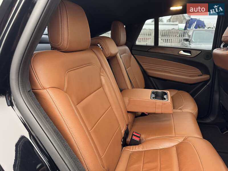 Позашляховик / Кросовер Mercedes-Benz GLE-Class 2015 в Тернополі фото 25 Позашляховик / Кросовер Mercedes-Benz GLE-Class 2015 в Тернополі