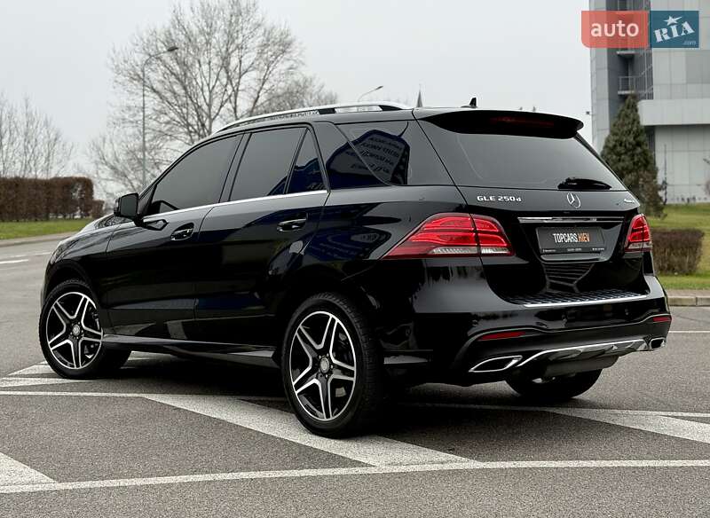 Позашляховик / Кросовер Mercedes-Benz GLE-Class 2017 в Києві фото 10 Позашляховик / Кросовер Mercedes-Benz GLE-Class 2017 в Києві