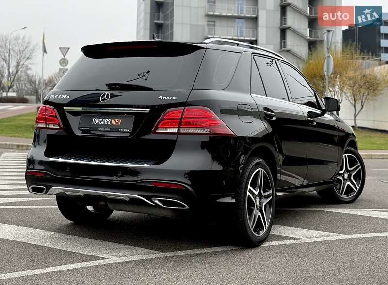 Позашляховик / Кросовер Mercedes-Benz GLE-Class 2017 в Києві фото 16 Позашляховик / Кросовер Mercedes-Benz GLE-Class 2017 в Києві