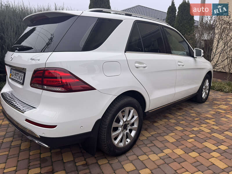 Позашляховик / Кросовер Mercedes-Benz GLE-Class 2017 в Києві фото 8 Позашляховик / Кросовер Mercedes-Benz GLE-Class 2017 в Києві