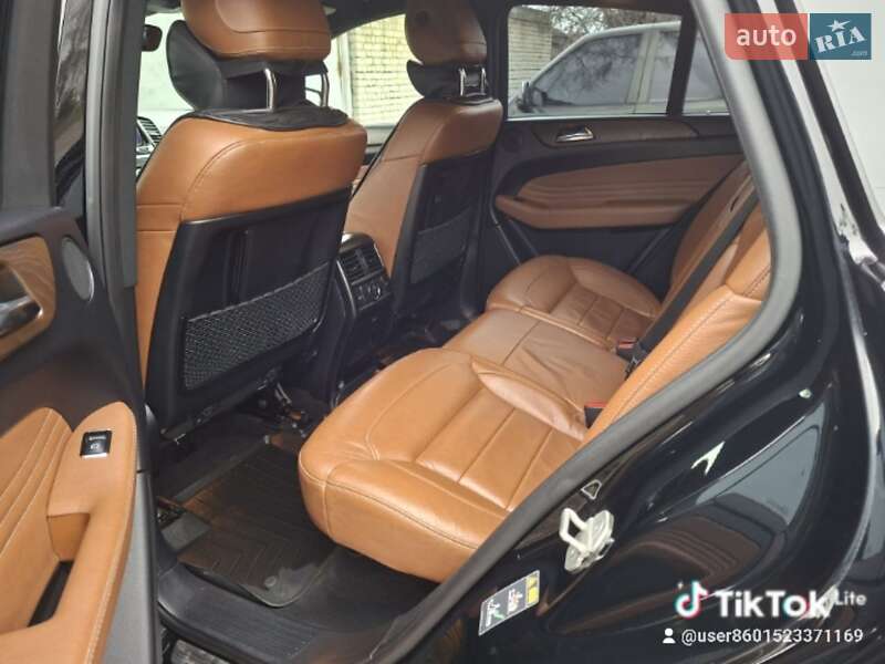 Внедорожник / Кроссовер Mercedes-Benz GLE-Class 2015 в Врадиевке фото 11 Внедорожник / Кроссовер Mercedes-Benz GLE-Class 2015 в Врадиевке