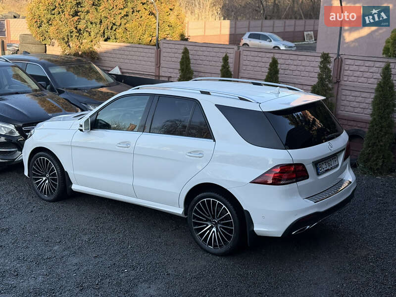 Внедорожник / Кроссовер Mercedes-Benz GLE-Class 2016 в Львове