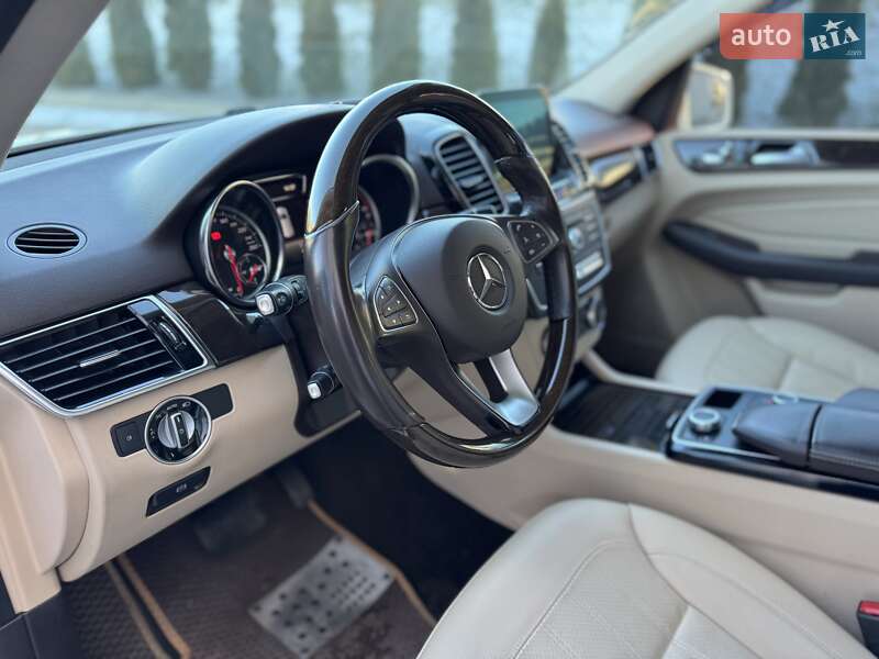 Внедорожник / Кроссовер Mercedes-Benz GLE-Class 2017 в Ровно