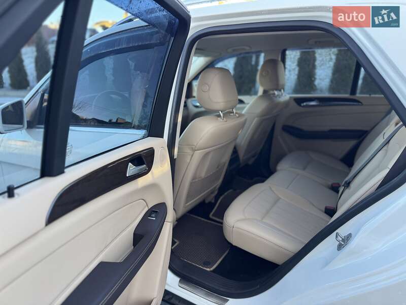 Внедорожник / Кроссовер Mercedes-Benz GLE-Class 2017 в Ровно