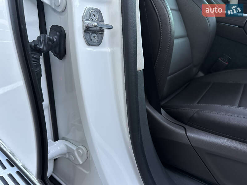 Внедорожник / Кроссовер Mercedes-Benz GLE-Class 2020 в Житомире