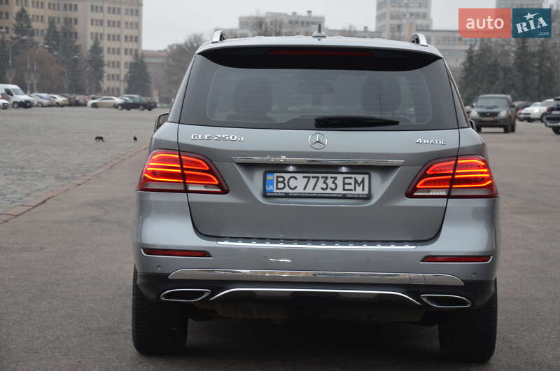 Внедорожник / Кроссовер Mercedes-Benz GLE-Class 2016 в Харькове