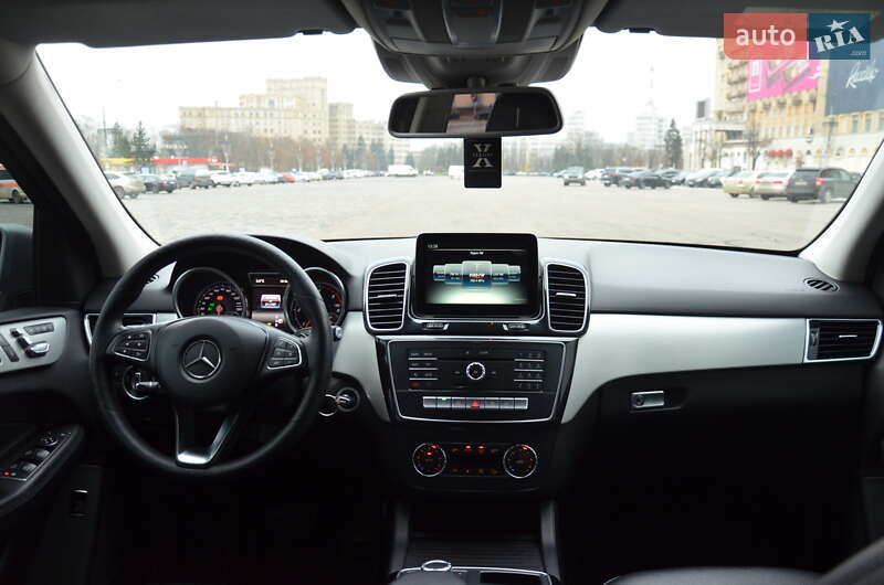 Внедорожник / Кроссовер Mercedes-Benz GLE-Class 2016 в Харькове