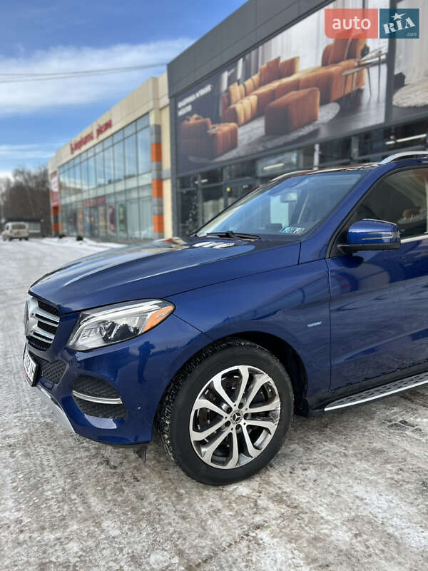 Внедорожник / Кроссовер Mercedes-Benz GLE-Class 2017 в Хмельницком