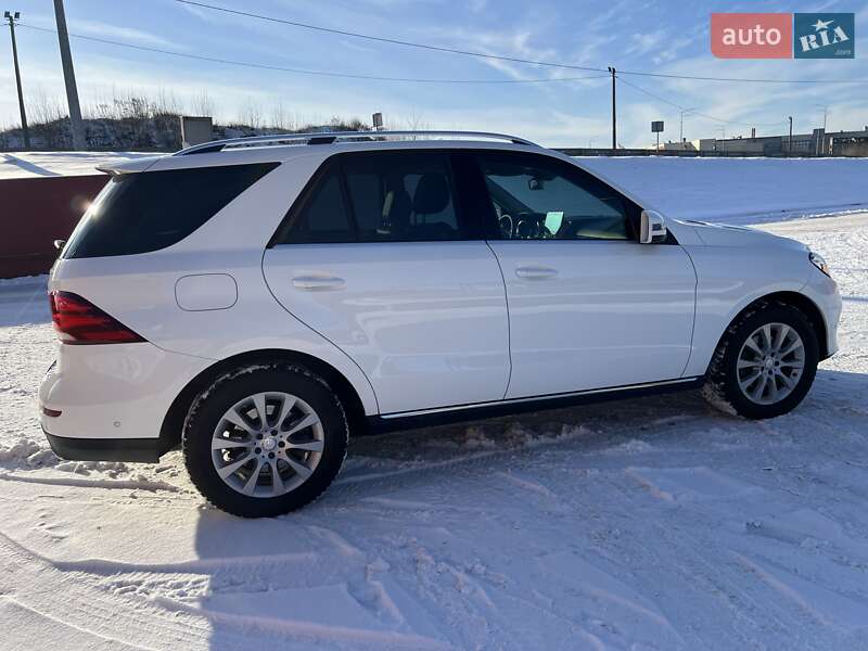 Внедорожник / Кроссовер Mercedes-Benz GLE-Class 2016 в Киеве фото 7 Внедорожник / Кроссовер Mercedes-Benz GLE-Class 2016 в Киеве