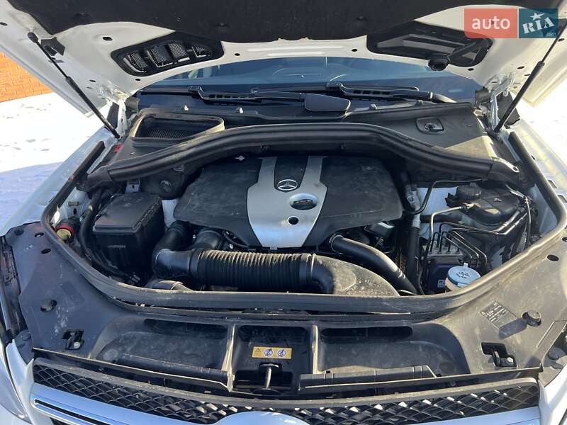 Внедорожник / Кроссовер Mercedes-Benz GLE-Class 2016 в Киеве фото 20 Внедорожник / Кроссовер Mercedes-Benz GLE-Class 2016 в Киеве