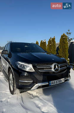 Внедорожник / Кроссовер Mercedes-Benz GLE-Class 2016 в Киеве