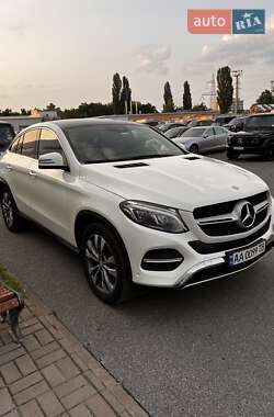 Внедорожник / Кроссовер Mercedes-Benz GLE-Class 2015 в Киеве