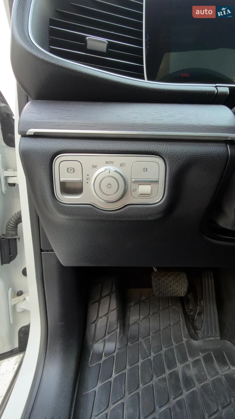 2019 Mercedes-Benz GLE - мініатюра 31