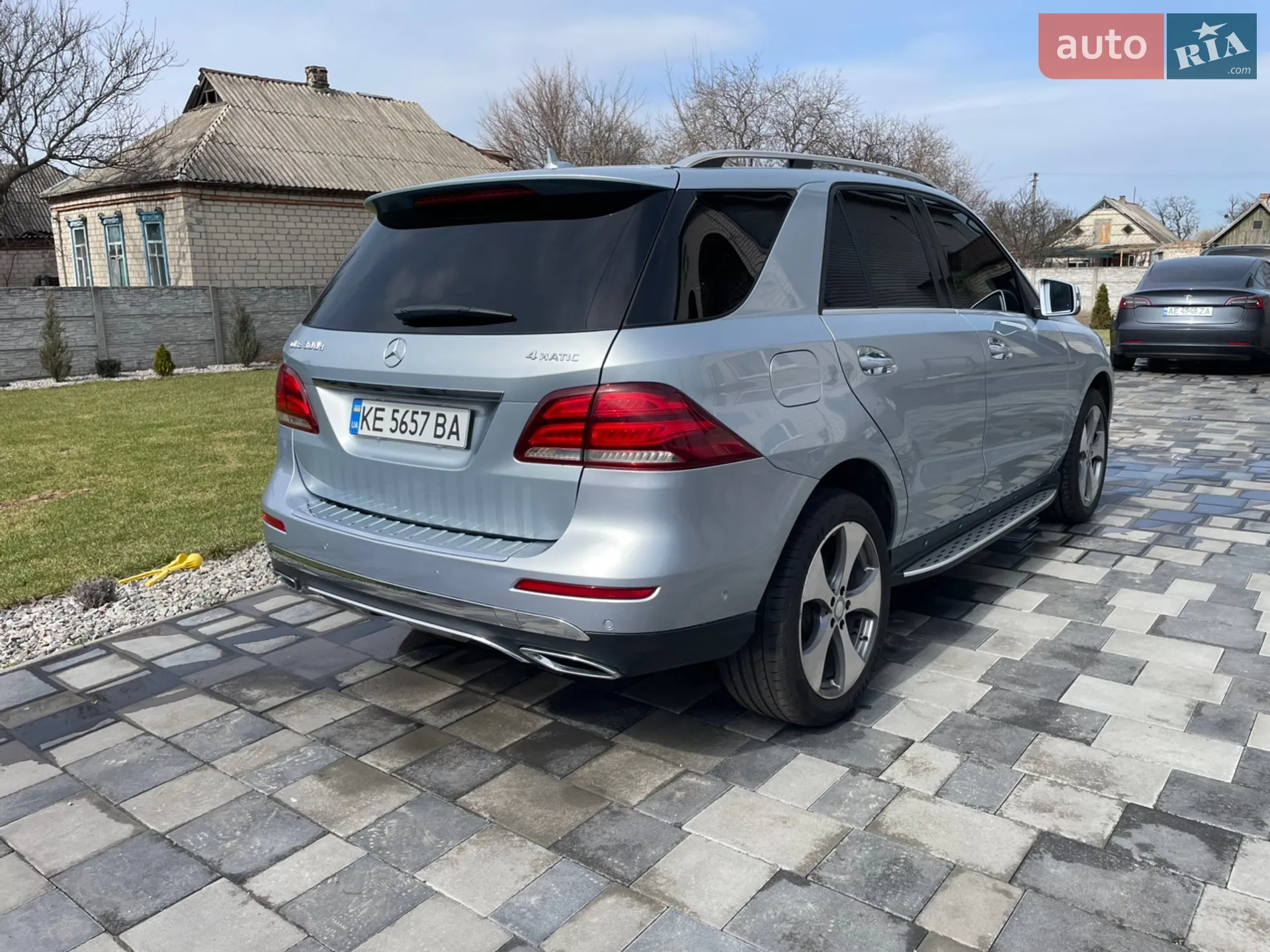 2016 Mercedes-Benz GLE - мініатюра 3