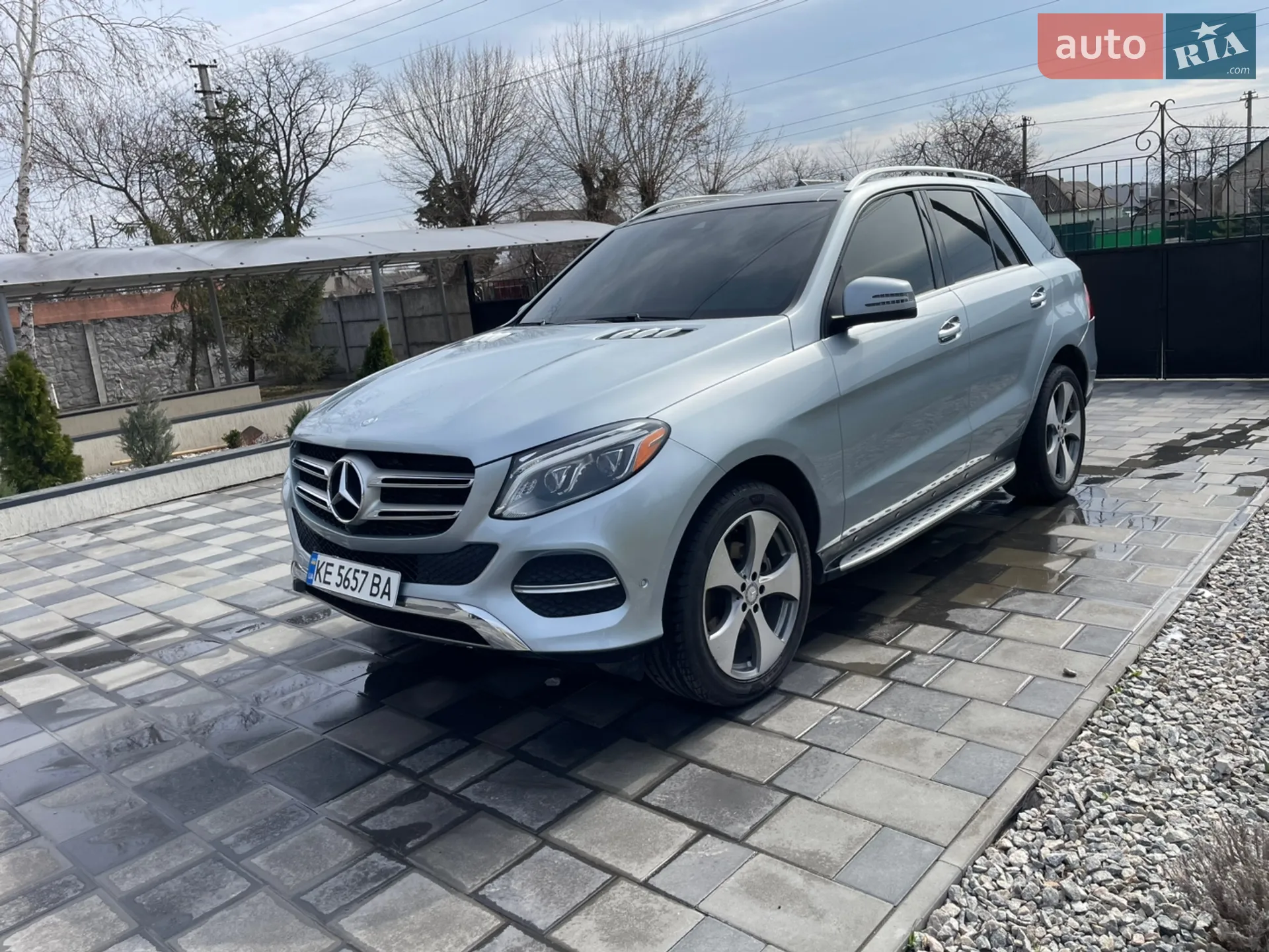 2016 Mercedes-Benz GLE - мініатюра 2
