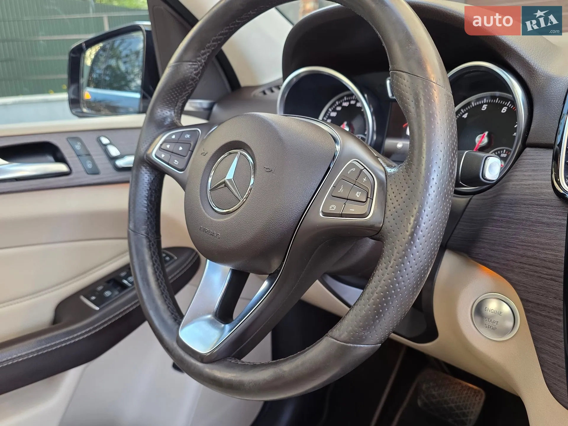 2016 Mercedes-Benz GLE - мініатюра 43
