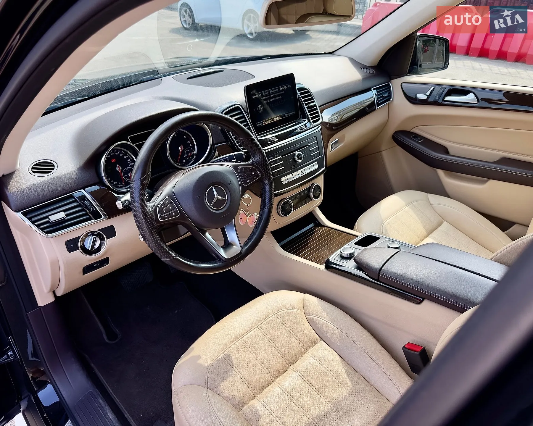 2016 Mercedes-Benz GLE - мініатюра 17