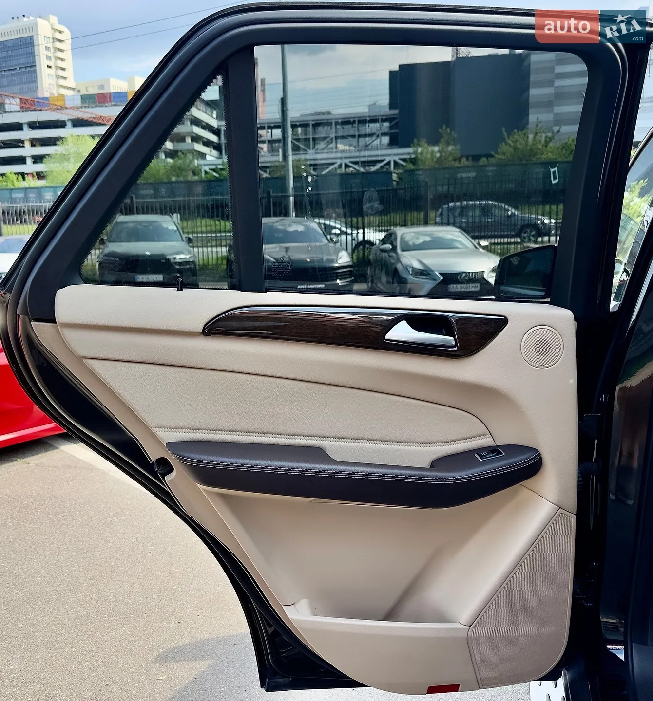 2016 Mercedes-Benz GLE - мініатюра 22