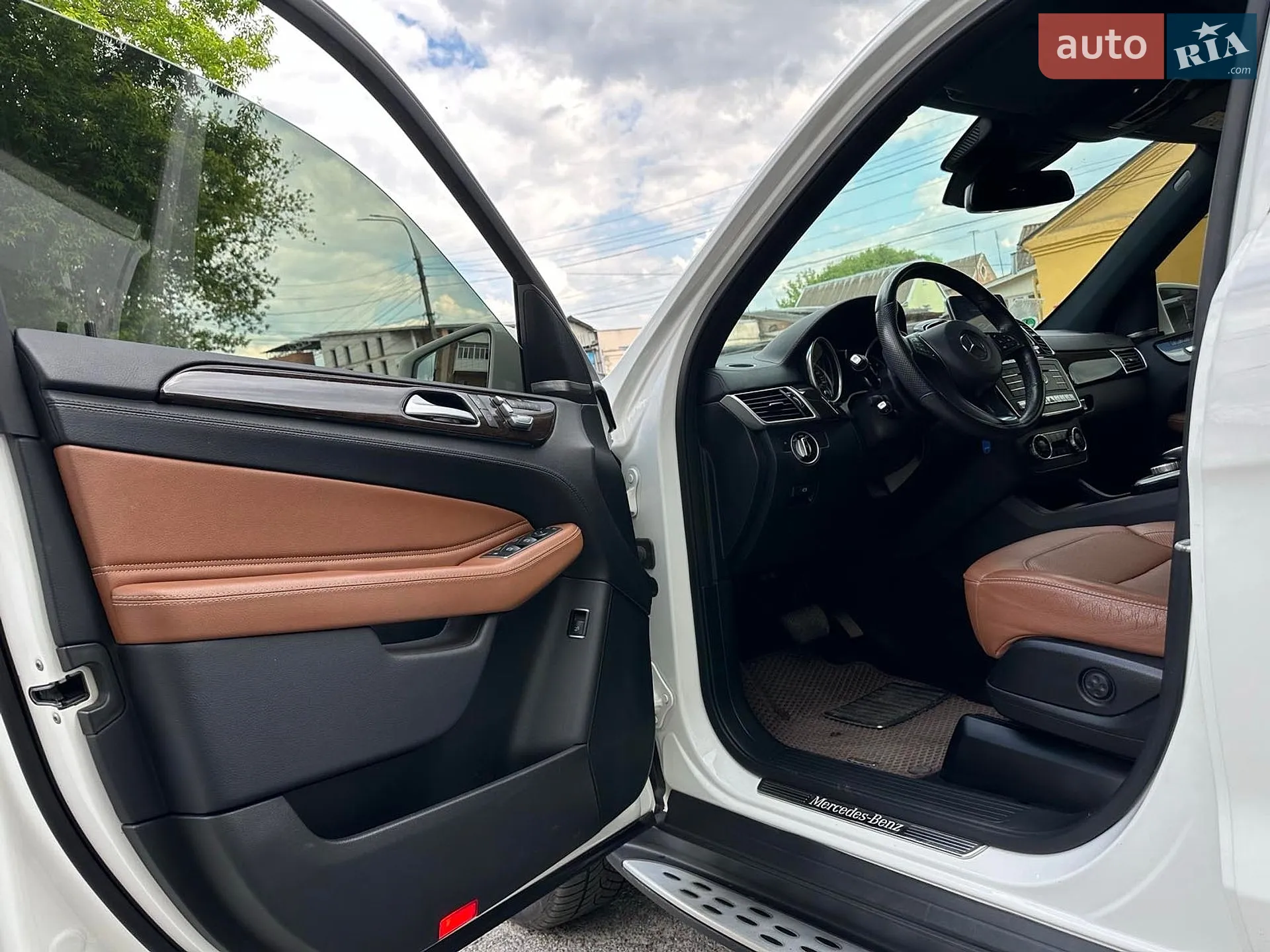 2016 Mercedes-Benz GLE - мініатюра 39